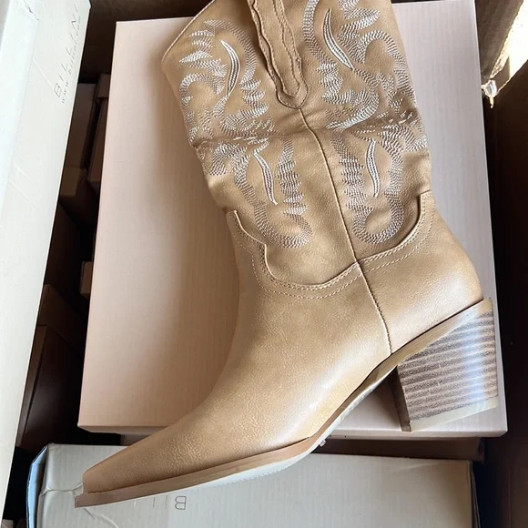 Billini Danilo Western Boots in Camel Brown - Picture 5 of 10